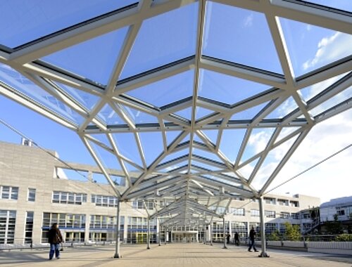 Entrance to Nuremberg Hospital, South site. Entrance Nuremberg South Hospital